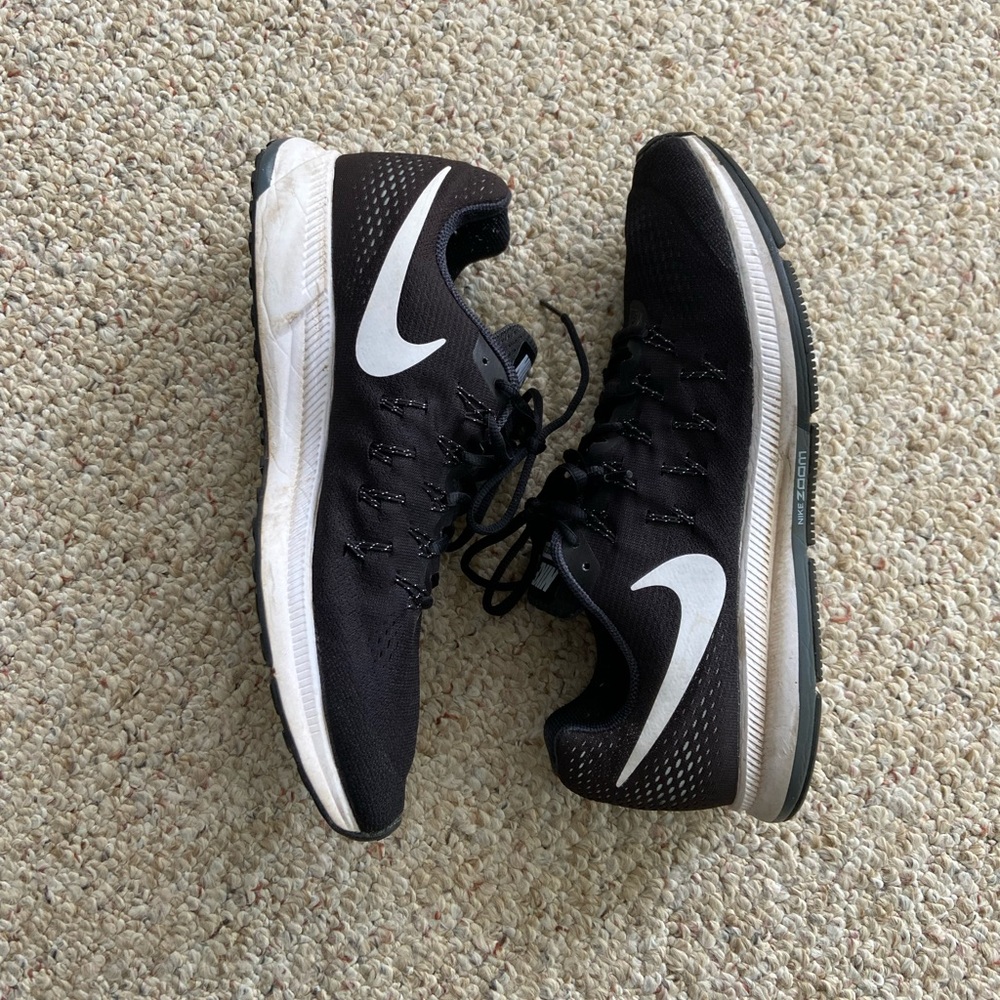 Men’s Nike Zoom Air Pegasus 33 Black White Running Shoe 12